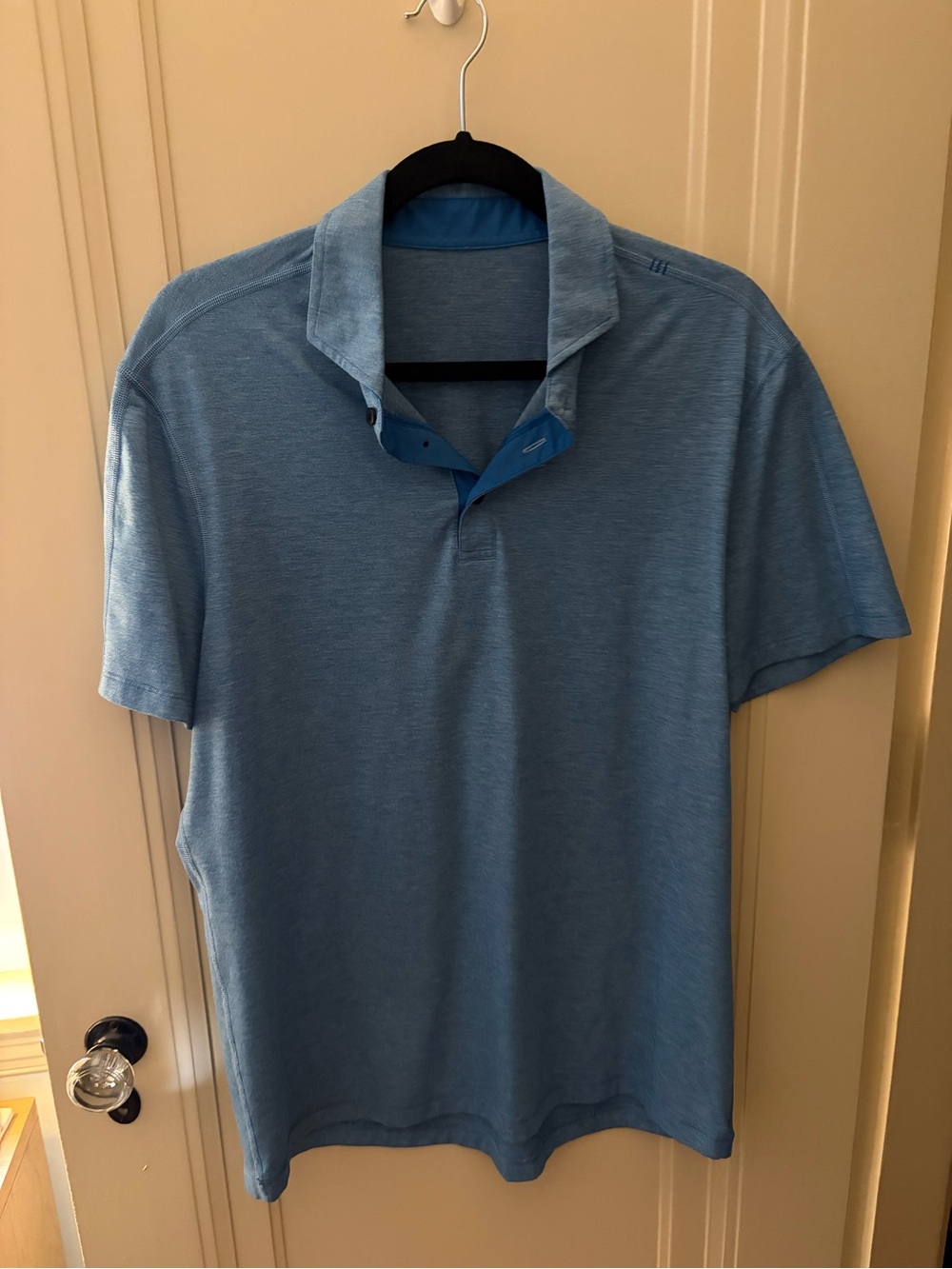Lulu Lemon Men's Light Blue Polo Shirt
